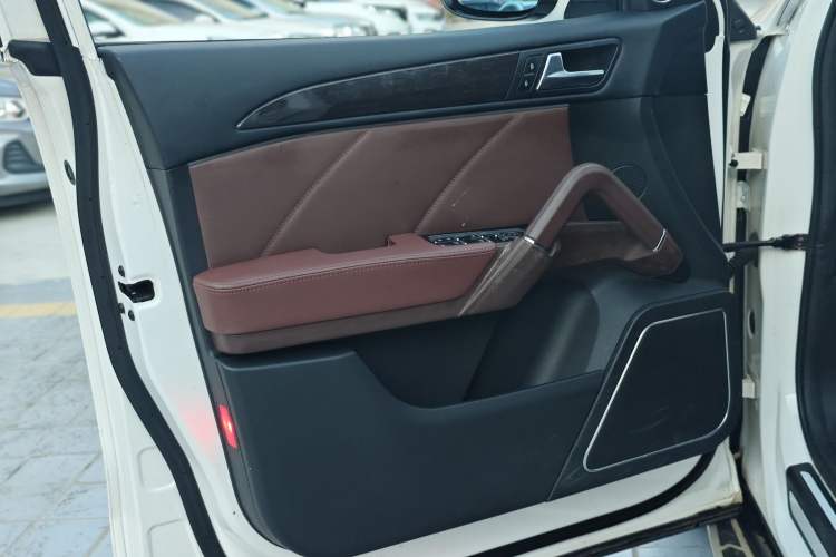 Used Zotye T600 2016 Sports Edition 1.5T Manual Luxury Model
