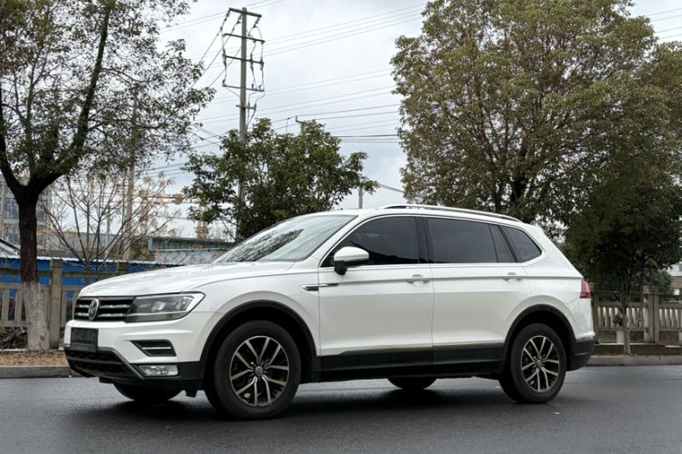 Used Volkswagen Tiguan L 2018 330TSI Automatic Two-Wheel Drive Luxury Edition
