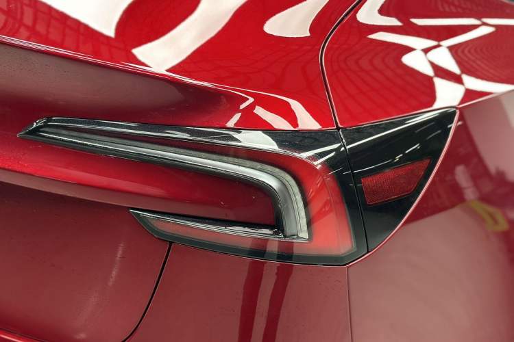 Used Tesla Model 3 2023 Rear-Wheel-Drive Version