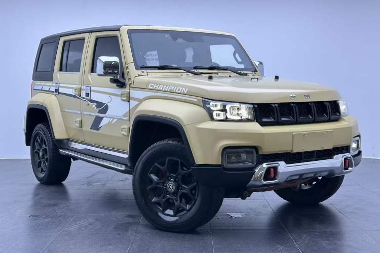 Used Beijing Auto BJ40 2019 2.3T Automatic Four-Wheel Drive Ring the Tower Champion Edition China VI
