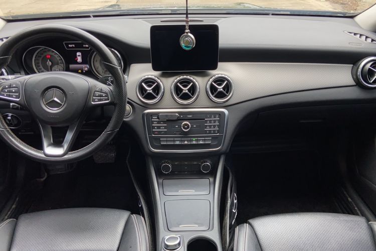 Used Mercedes-Benz GLA 2016 GLA 200 Fashion Model