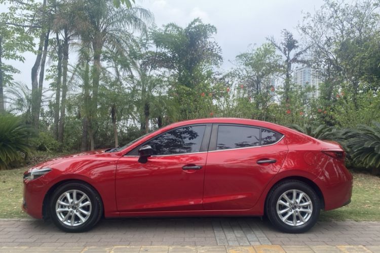 Used Mazda Mazda 3 Axela 2017 Sedan 1.5L Automatic Luxury Model Emission Standard China V
