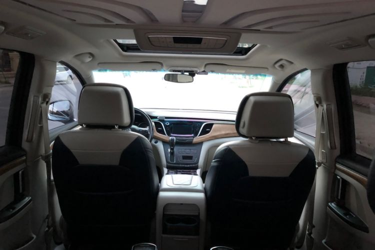 Used Buick GL8 2017 ES 28T Comfort Model China V Standard
