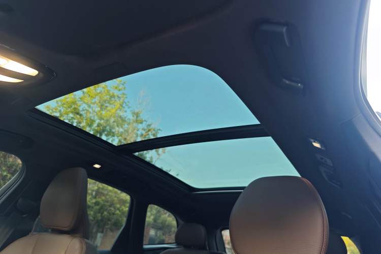 Used Volvo XC60 2022 B5 4x4 Zhiyi Luxury Edition