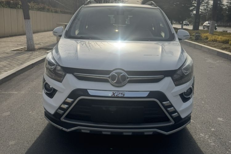 Used BAIC Senova X25 2017 1.5L Automatic Elite Navigation Edition
