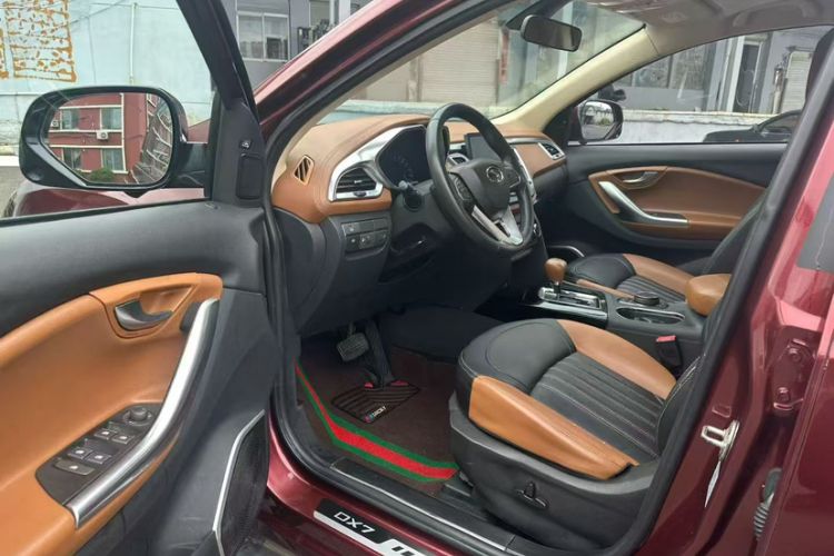 Used Soueast DX7 2015 1.5T Automatic Prestige Model
