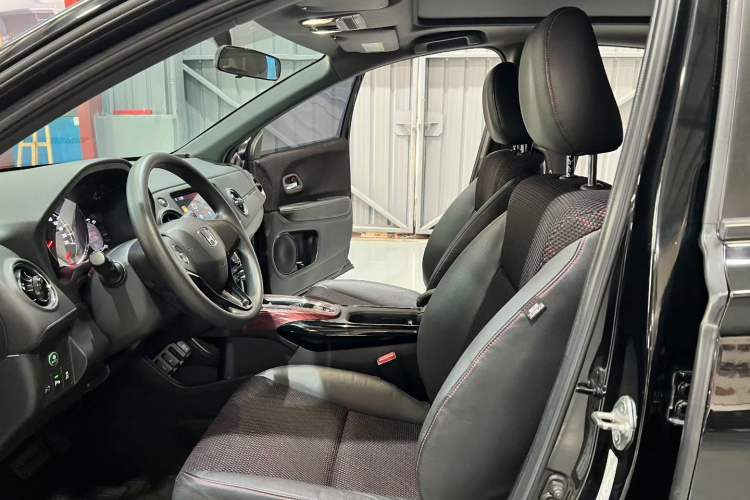 Used Honda XR-V 2015 1.8L EXi CVT Comfort Version
