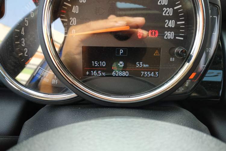 Used  MINI 2019 1.5T COOPER Classic Edition Five-Door Version
