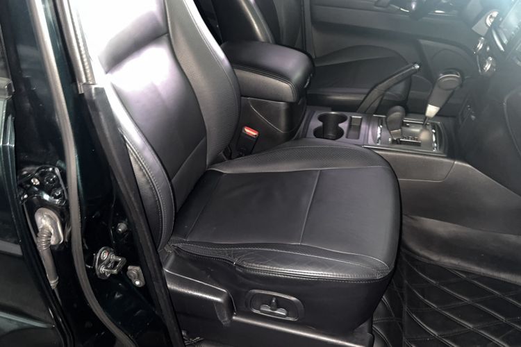 Used Mitsubishi Pajero 2011 3.0L Elite Edition
