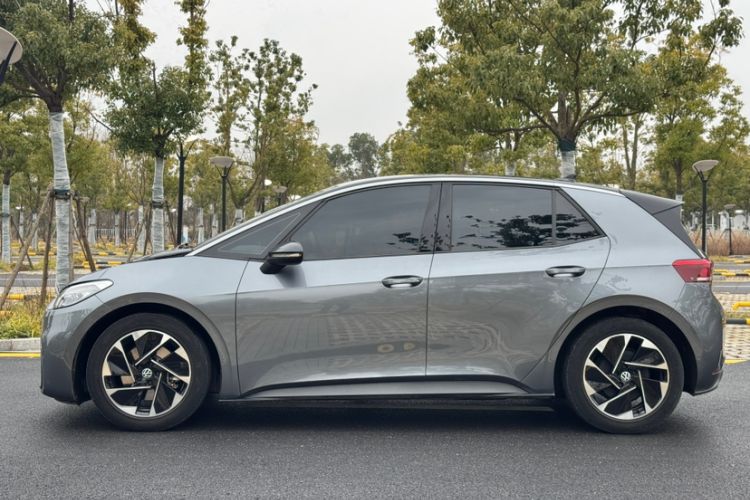 Used Volkswagen ID.3 2024 Outstanding Edition

