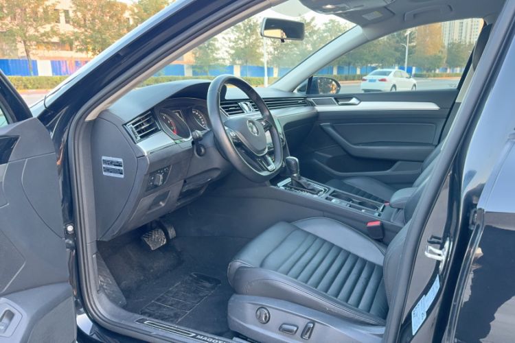 Used Volkswagen Magotan 2017 330TSI DSG Leading Model