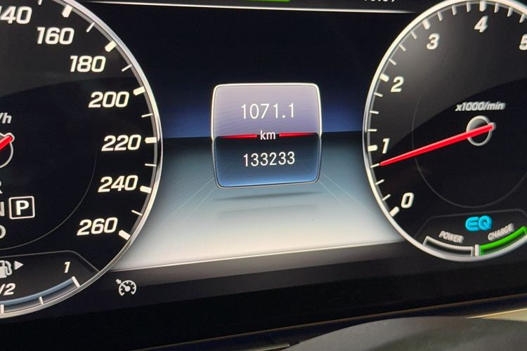 Used Mercedes-Benz E-Class 2019 E 260 L
