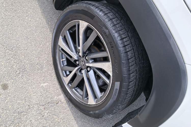 Used Toyota FRONTLANDER 2022 2.0L CVT Luxury PLUS Edition