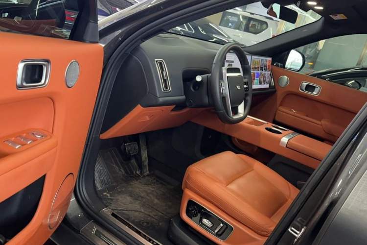 Used Li Auto L9 2022 Max model
