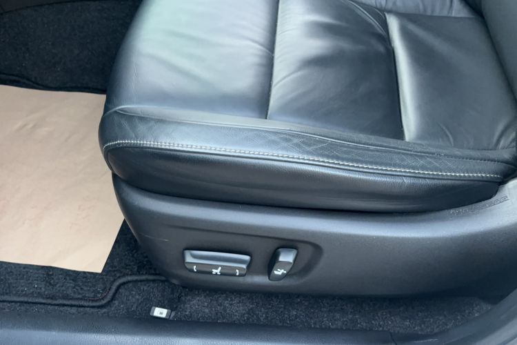 Used Toyota RAV4 2013 2.0L CVT Four-Wheel Drive New Edition
