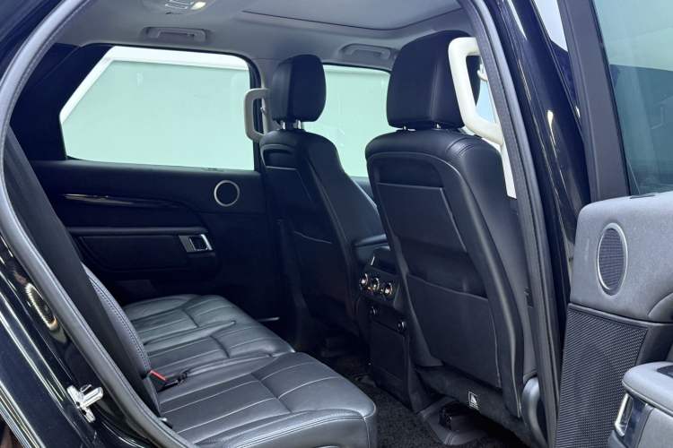 Used Land Rover Discovery 2020 3.0 SC V6 SE
