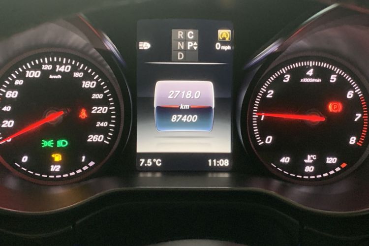 Used Mercedes-Benz V-Class 2016 V 260 Avantgarde Edition
