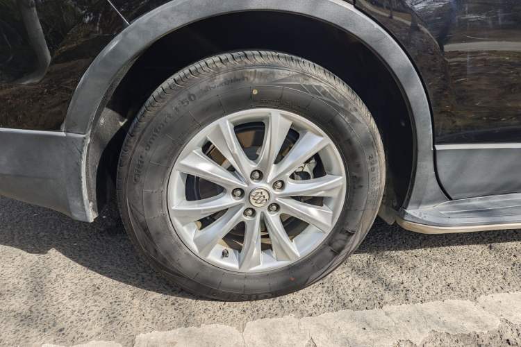 Used Buick Envision 2017 28T Four-Wheel Drive Luxury Model
