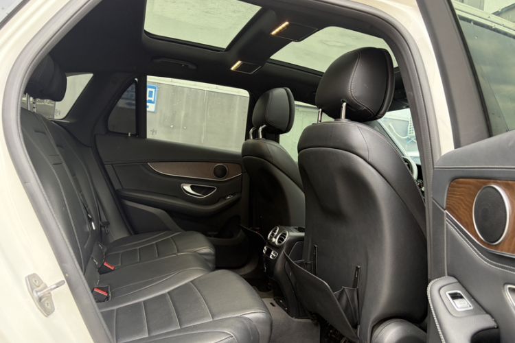 Used Mercedes-Benz GLC 2020 Facelift GLC 300 L 4MATIC Dynamic Edition
