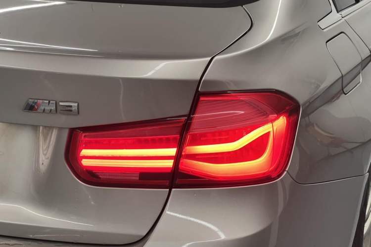 Used BMW 3 Series 2016 320Li Ambition Model
