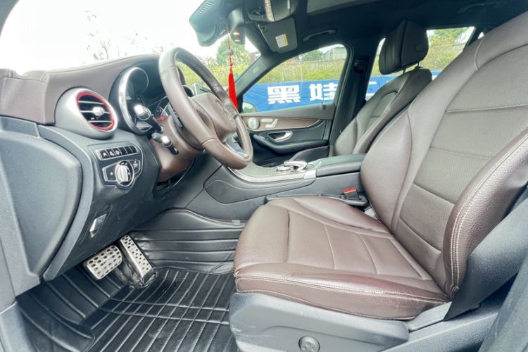 Used Mercedes-Benz GLC 2016 GLC 300 4MATIC Dynamic Model