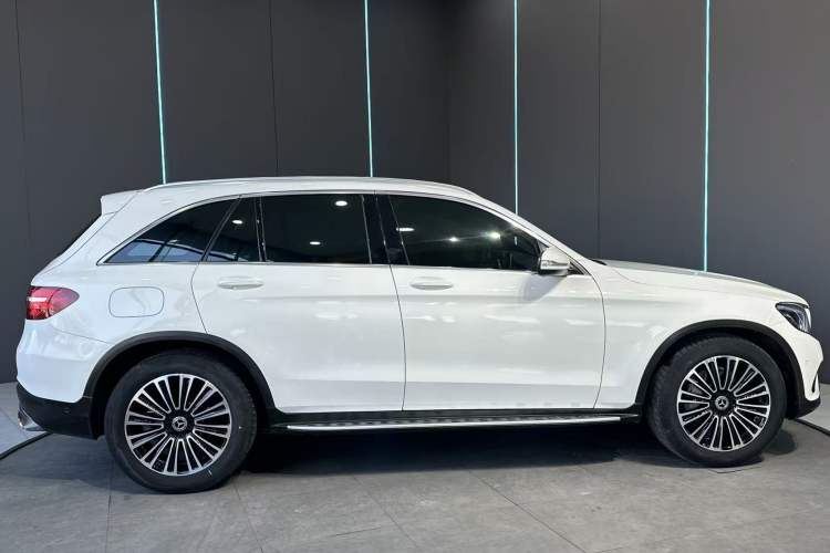 Used Mercedes-Benz GLC 2018 GLC 200 4MATIC
