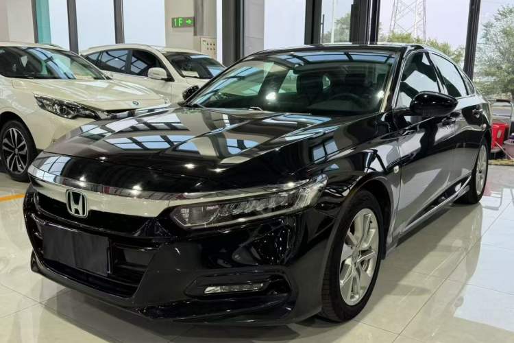 Used Honda Accord 2018 230TURBO Comfort Version National V
