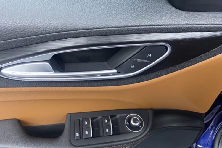 Used Alfa Romeo Giulia 2017 2.0T 280HP Luxury Edition
