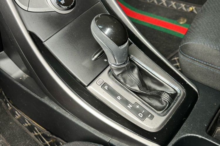 Used Hyundai Elantra 2013 1.6L Automatic Leading Model