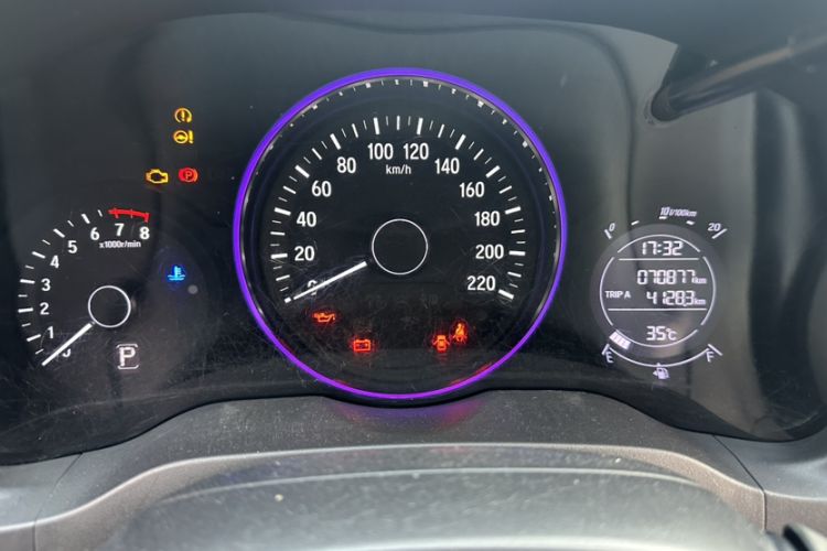 Used Honda Vezel 2022 1.5L CVT Phantom Night Pioneer Edition
