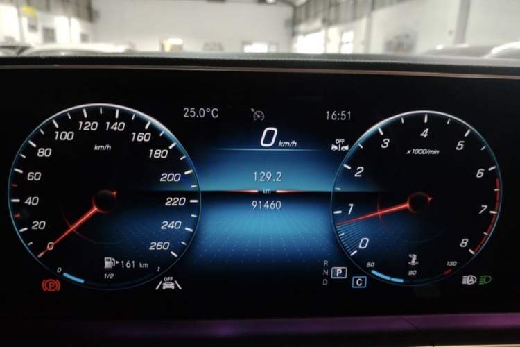 Used Mercedes-Benz GLE 2023 GLE 350 4MATIC Stylish Model
