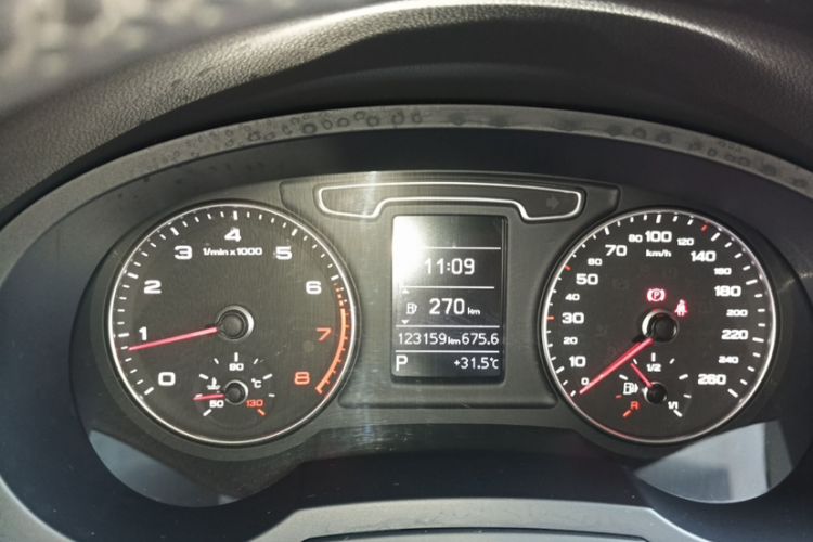 Used Audi Q3 2016 30 TFSI Collector's Edition Comfort Model
