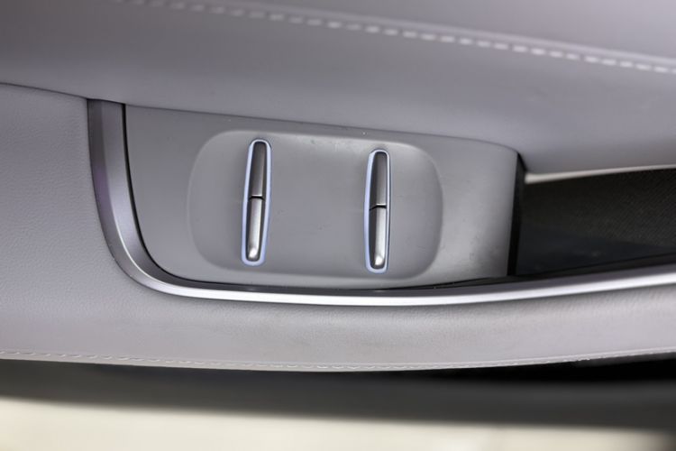 Used Nio EC6 2024 75 kWh