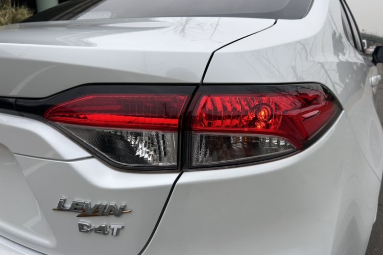 Used Toyota Levin 2021 185T CVT Luxury Edition
