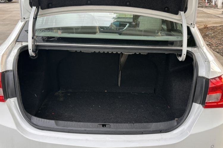 Used Buick GT 2017 15N Automatic Elite Version