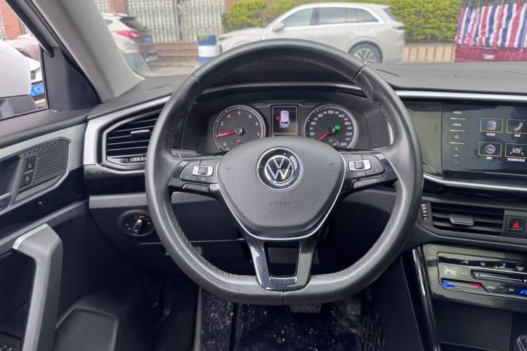 Used Volkswagen Tayron 2020 330TSI Two-Wheel Drive Luxury Smart Connectivity Version
