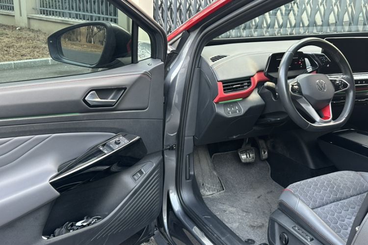 Used Volkswagen ID.4 X 2021 Pro Smart Long-Range Edition
