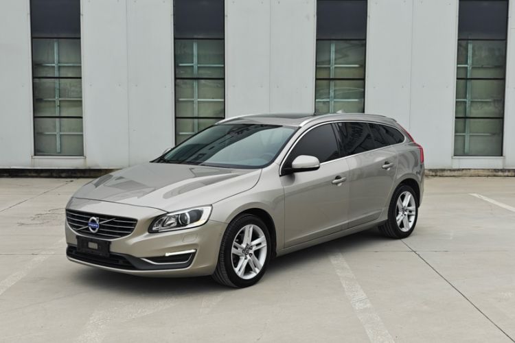 Used Volvo V60 2015 T5 Zhiya Edition