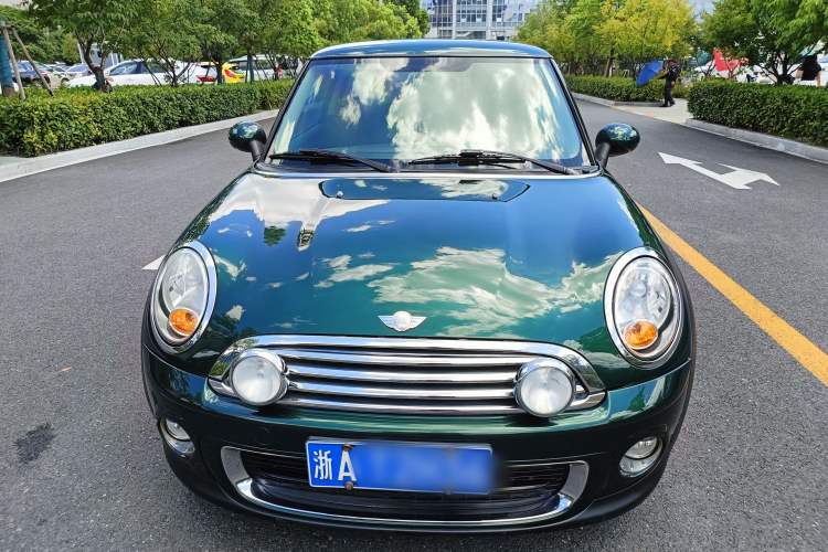 Used  MINI 2011 1.6L ONE

