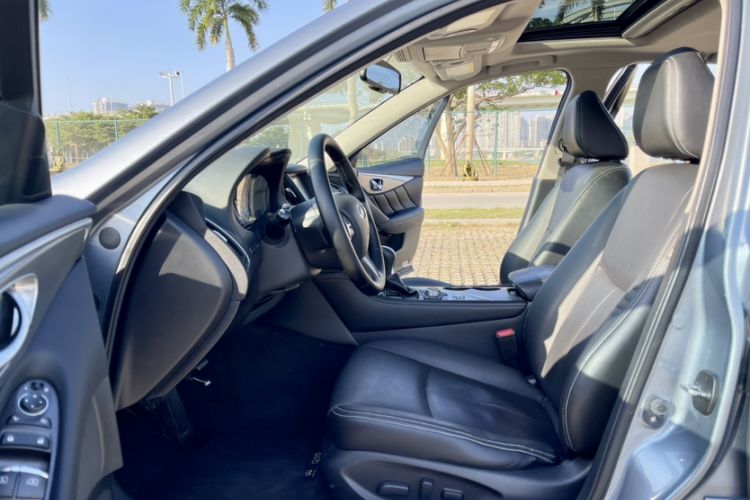 Used Infiniti Q50L 2015 2.0T Enjoyment Edition
