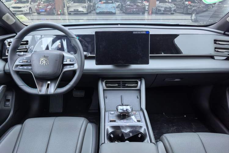 Used BYD Qin L 2024 DM-i 120KM Beyond Model