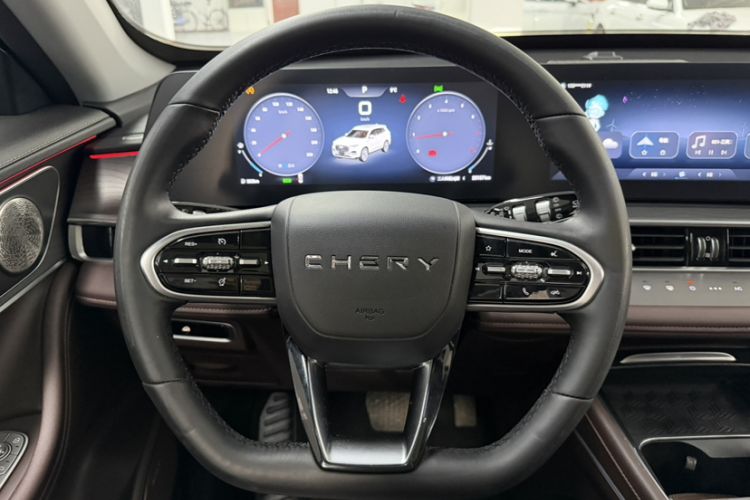 Used Chery Tiggo 8 PLUS 2024 Champion Edition 290TGDI DCT Deluxe Version 5-Seater
