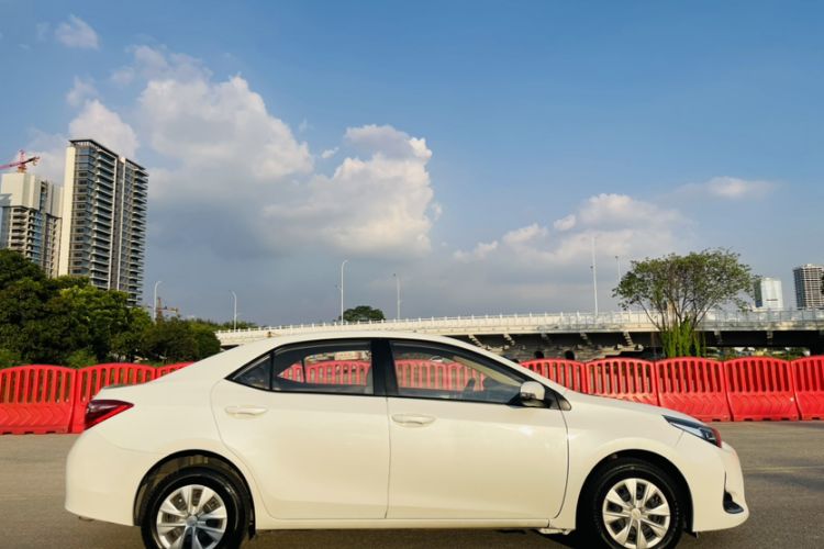 Used Toyota Levin 2017 Revised Version 185T CVT New Sharp Edition China V Standard
