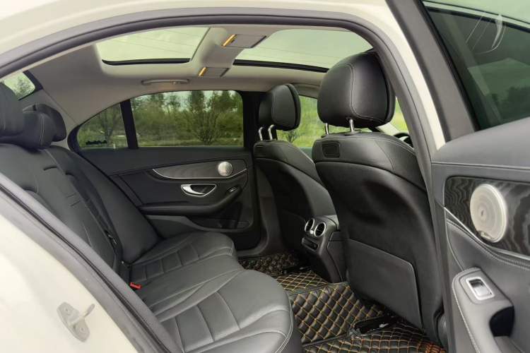 Used Mercedes-Benz C-Class 2019 C 260 L 4MATIC Sport Edition
