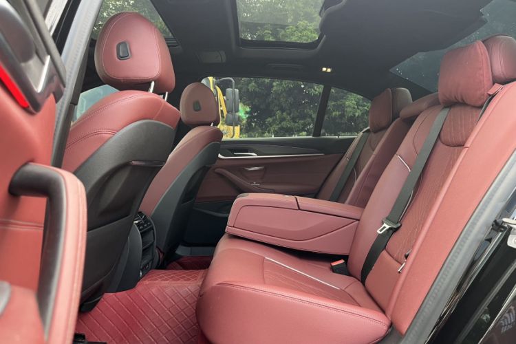 Used BMW 5 Series 2021 530Li Leading Model M Sport Package
