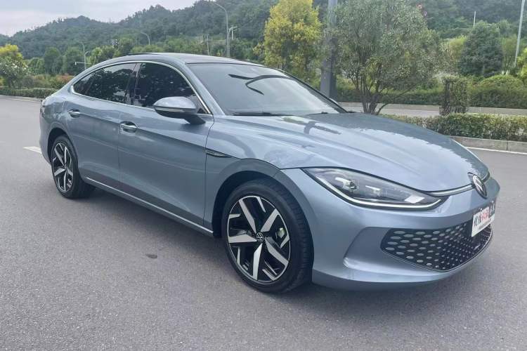 Used Volkswagen Lamando 2022 Lavida L 280TSI DSG Cool & Spicy Edition
