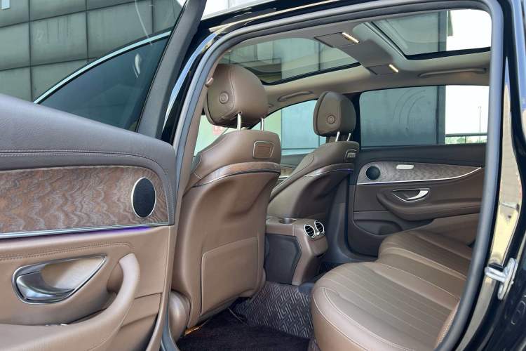 Used Mercedes-Benz E-Class 2019 Facelifted E 300 L Stylish Version
