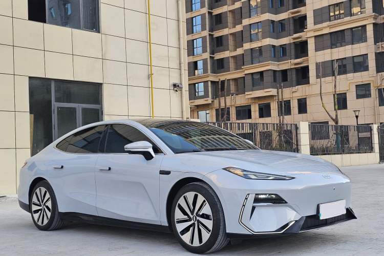 Used  E8 2024 665 km Range Rear-Drive Starship Long-Range Version