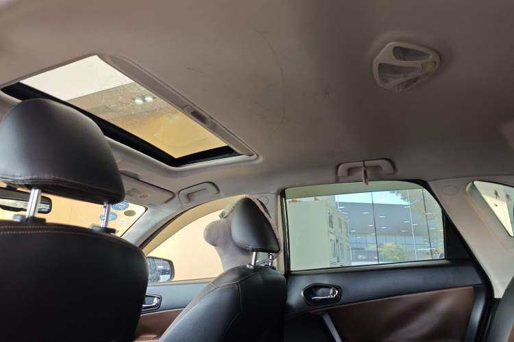 Used GAC Trumpchi GS5 Super 2016 2.0L Automatic Two-Wheel Drive Anniversary Edition
