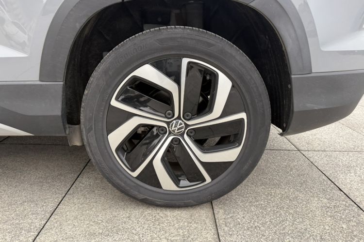 Used Volkswagen Tharu 2023 300TSI Two-Wheel-Drive Full Moon Edition